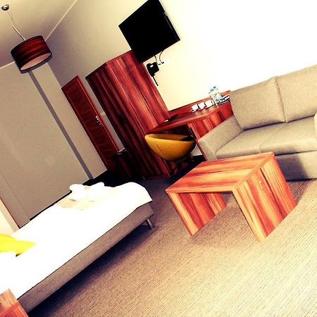 Hotel Klondaik Corner Варка Экстерьер фото