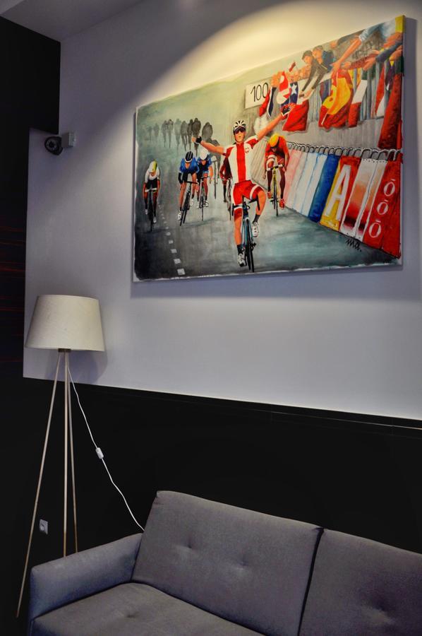 Hotel Klondaik Corner Варка Экстерьер фото